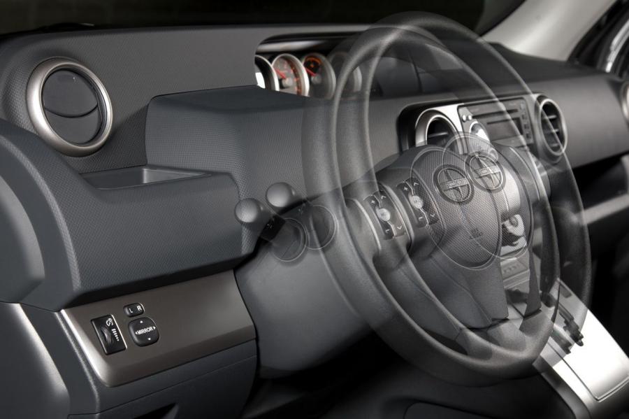  Scion xB 2011 года  (фото 24 из 58)